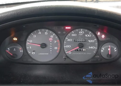 1997 Acura Integra Ls z USA, uszkodzony, nr VIN JH4DC4453VS016404